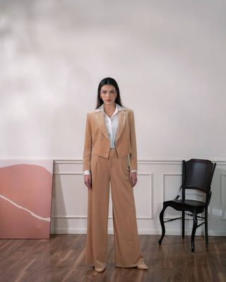 Cropped Beige Velvet Blazer - Atelier de La Hang